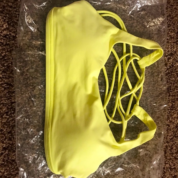 Lululemon - Picture 1 of 2